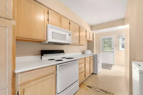 Other - 76 Mitchell Dr #76, Chicopee, MA 01022 photo 5 of 6