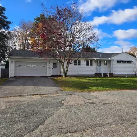 28 Wallace St, Brockton, MA 02302