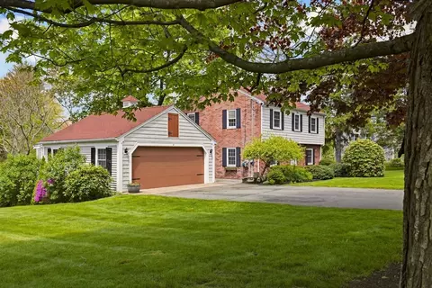 21 Temple Dr, Groton, MA 01450