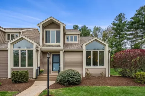 340 Centre Ave #7, Rockland, MA 02370