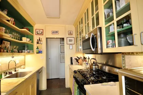 Kitchen - 65 E India Row #PHF, Boston, MA 02110 photo 1 of 2