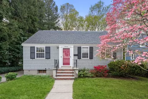 19 New Haven St, West Roxbury, MA 02132