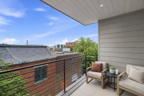 118 B St #202, Boston, MA 02127