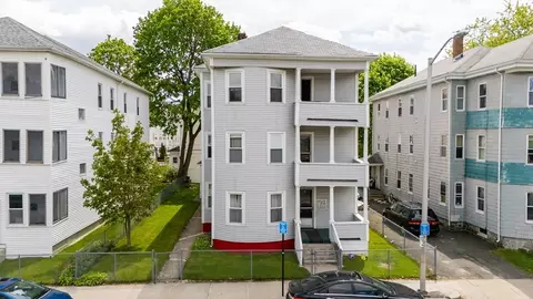 25 Canton St, Worcester, MA 01610
