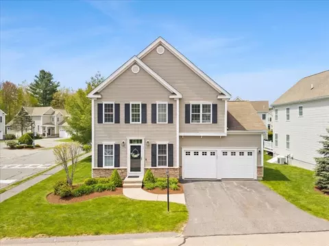 30 Sunflower Dr #30, Raynham, MA 02767