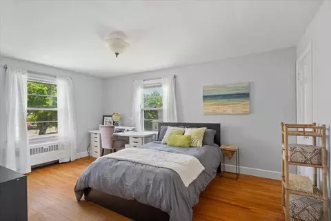 Bedroom - 4 Van St, Worcester, MA 01602 photo 1 of 6