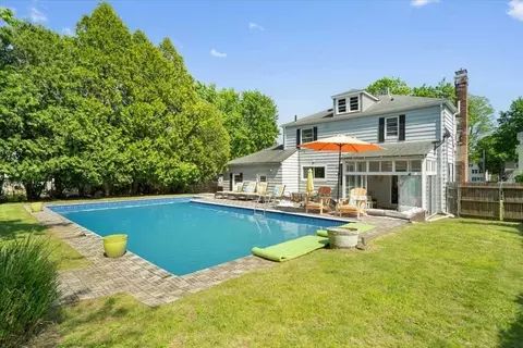 Exterior - 4 Van St, Worcester, MA 01602 photo 5 of 7