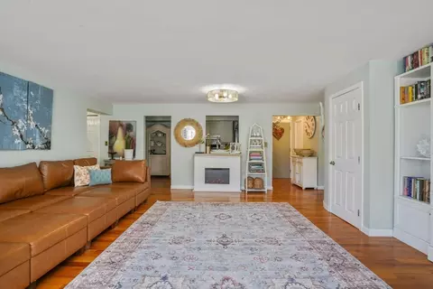 1 Commodore Ct #104, Hull, MA 02045 photo 6