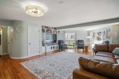 1 Commodore Ct #104, Hull, MA 02045 photo 8