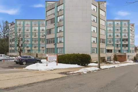 101 Mulberry St #G3, Springfield, MA 01105