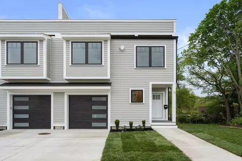 71 Mystic St, Arlington, MA 02474