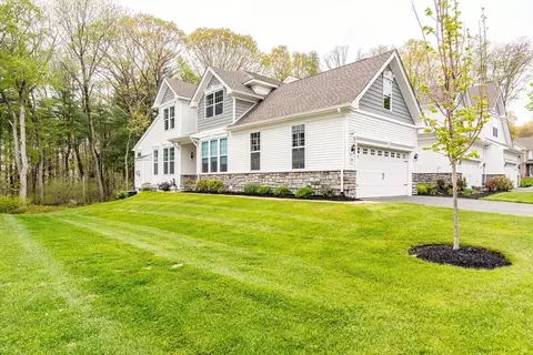 15 Cardinal Rd #15, Methuen, MA 01844