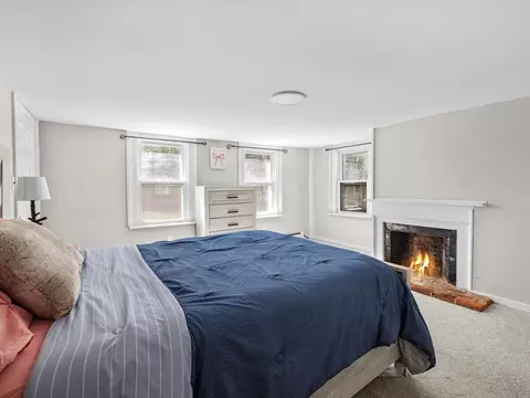 Bedroom - 549 Main St, Townsend, MA 01474 photo 6 of 10
