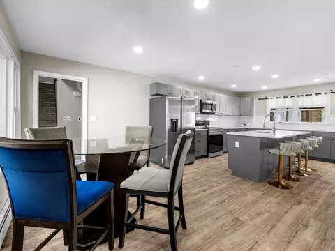 Dining - 549 Main St, Townsend, MA 01474 photo 2 of 4