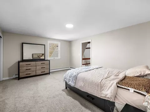 Bedroom - 549 Main St, Townsend, MA 01474 photo 2 of 10
