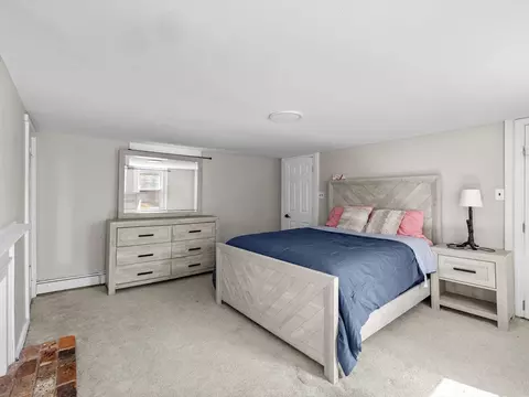 Bedroom - 549 Main St, Townsend, MA 01474 photo 7 of 10