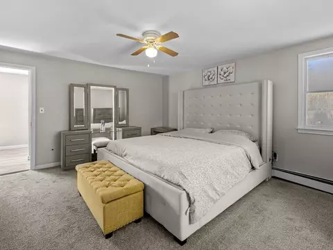 Bedroom - 549 Main St, Townsend, MA 01474 photo 4 of 10
