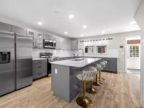 Kitchen - 549 Main St, Townsend, MA 01474 photo 1 of 3