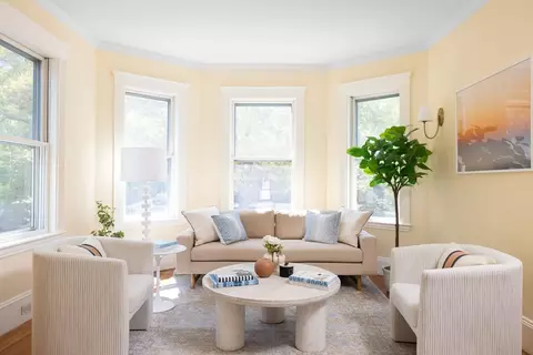 255 Walnut St #B, Brookline, MA 02445 photo 2