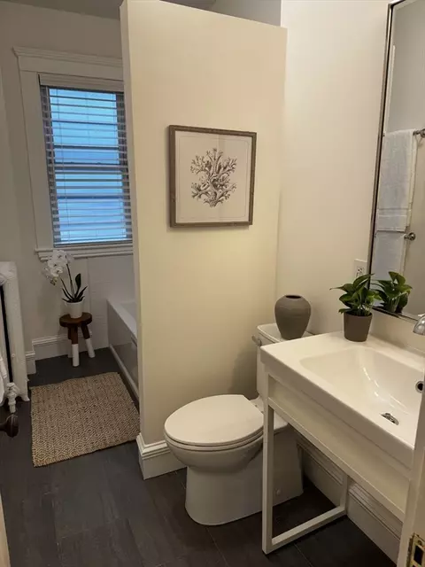 255 Walnut St #B, Brookline, MA 02445 photo 14