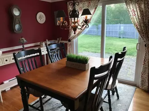 Dining - 3 Thoreau Dr, Centerville, MA 02632 photo 2 of 2
