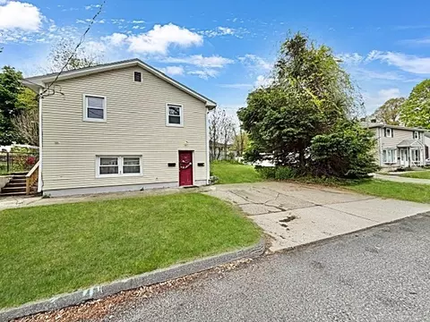 34 Marjorie St, Worcester, MA 01604