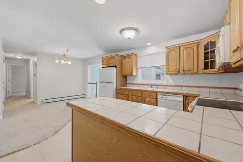 Kitchen - 30 Jesse Rd, Dudley, MA 01571 photo 2 of 2