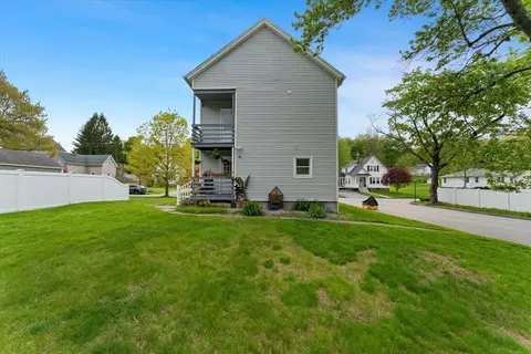 Exterior - 15 Steele St, Worcester, MA 01607 photo 7 of 8