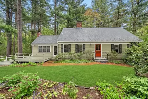 6 Brewster Rd, Wayland, MA 01778