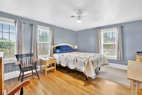 Bedroom - 146 Bellevue Ave, Springfield, MA 01108 photo 4 of 5
