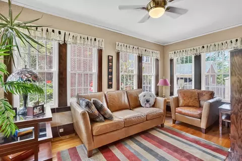 Living - 146 Bellevue Ave, Springfield, MA 01108 photo 1 of 6