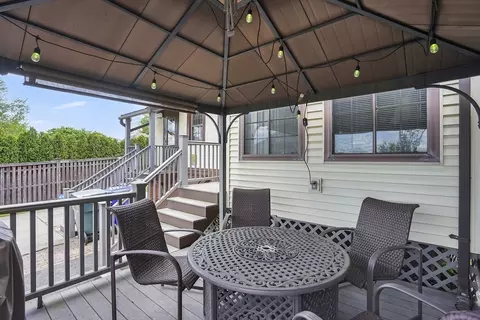 Exterior - 146 Bellevue Ave, Springfield, MA 01108 photo 5 of 6