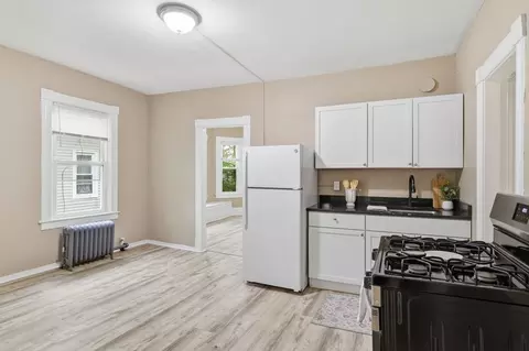 57-59 Pomona St, Springfield, MA 01108 photo 4