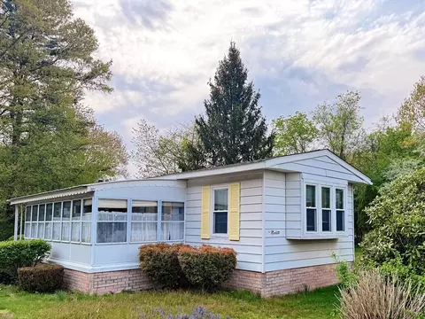 7 Shady Ln, Plainville, MA 02762