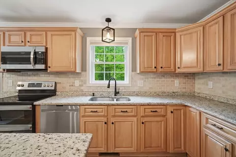 43 Moriarty Rd, Ware, MA 01082 photo 6