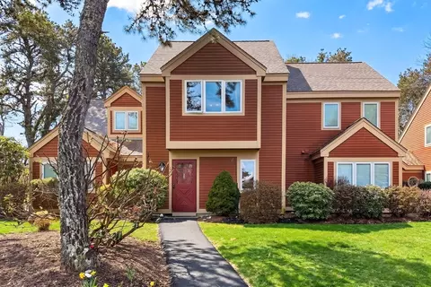 27 Billington Ln #27, Brewster, MA 02631