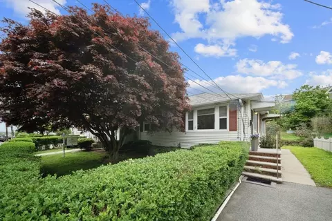 1180 Main St #2, Waltham, MA 02451