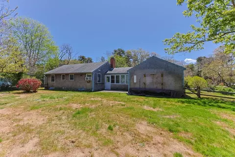 Exterior - 5 Weir Rd, Eastham, MA 02642 photo 8 of 11