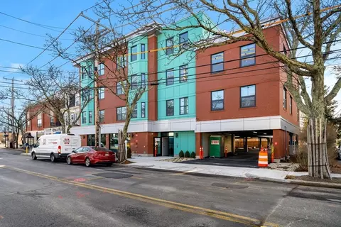 1151 Walnut St #301, Newton, MA 02461