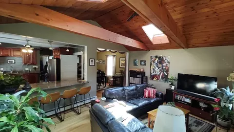 Living - 42 Freeman Ave, Everett, MA 02149 photo 2 of 4