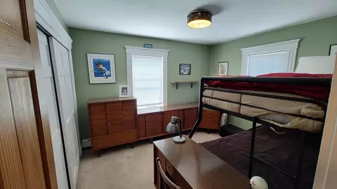 Bedroom - 42 Freeman Ave, Everett, MA 02149 photo 4 of 6