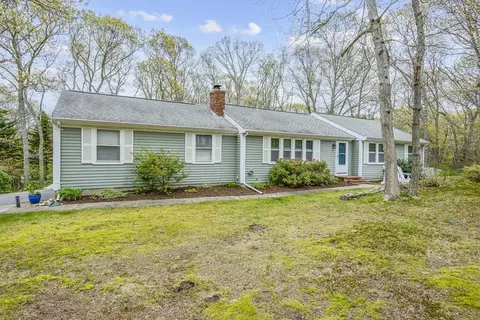 122 Salt Rock Rd, Barnstable, MA 02630
