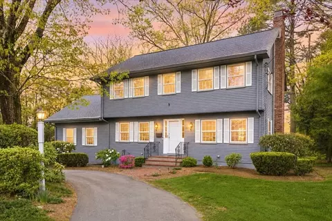 53 Magaletta Dr, Westwood, MA 02090