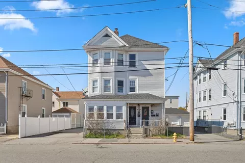 82-84 Webster St, Pawtucket, RI 02861