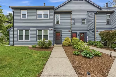 110 Dean St #77, Taunton, MA 02780