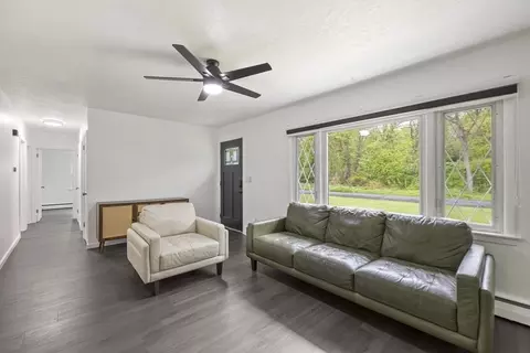 376 Hermitage Dr, Springfield, MA 01129 photo 13
