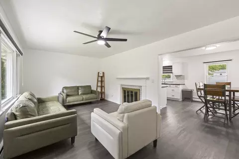 376 Hermitage Dr, Springfield, MA 01129 photo 12