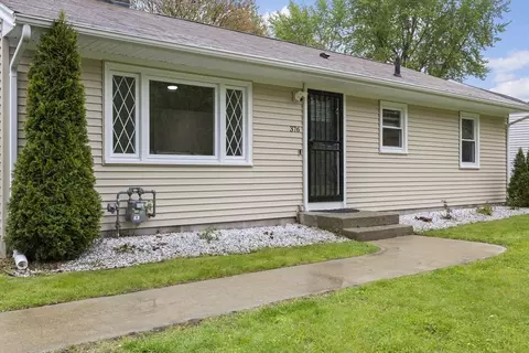 376 Hermitage Dr, Springfield, MA 01129