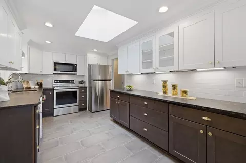 Kitchen - 133 Pacella Dr, Dedham, MA 02026 photo 1 of 3