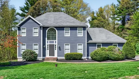 8 Ridgewood Rd, Sterling, MA 01564